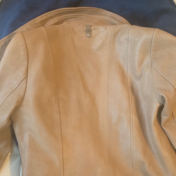 Mackage jacket - Picture 7 of 11